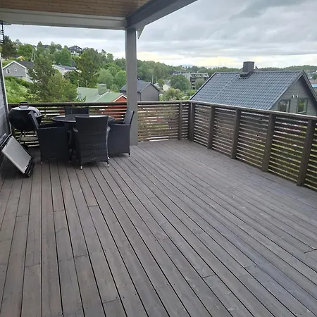 Vila Sentralt Harstad